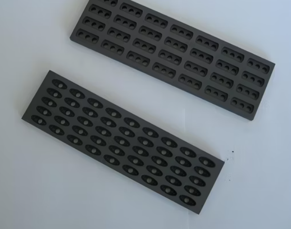 KHUÔN ĐÚC GRAPHITE TINH KHIẾT CAO: KHUÔN ĐÚC THỎI, DỤNG CỤ KIM HOÀN CHO LUYỆN VÀNG BẠC